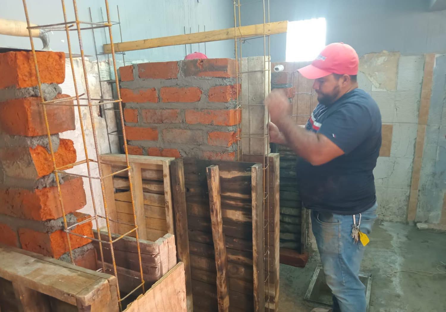 Rehabilitan sanitarios de primaria “Miguel Hidalgo” en Romero de Guzmán