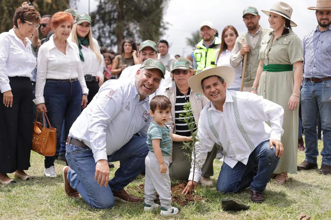 Arranca Bedolla reforestación 2025; despliega ejército verde para plantar 10 millones de árboles