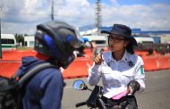 ¡Fíjate pues! Si manejas motocicleta, usa siempre el casco: SSP