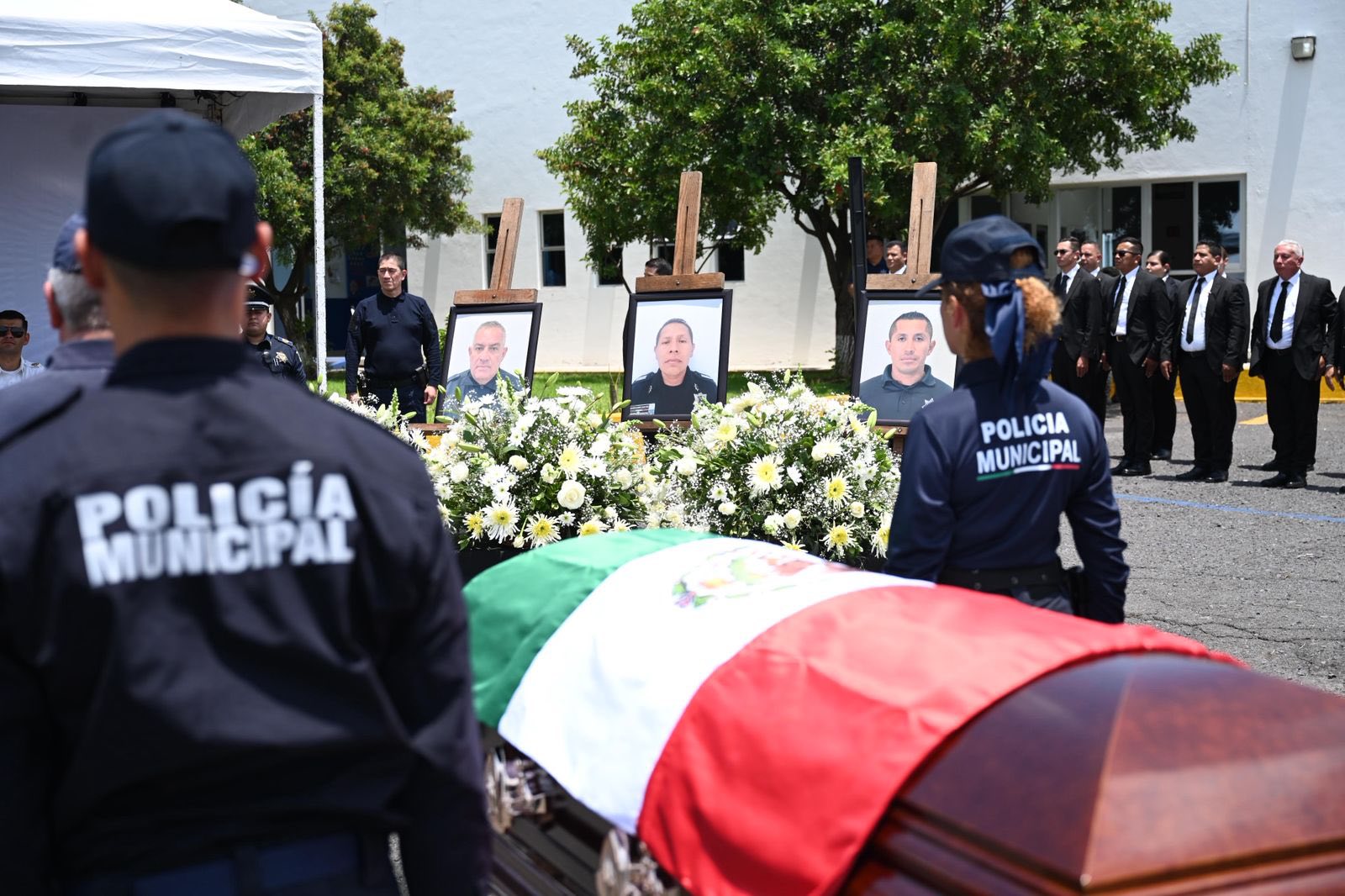 Gobierno de Zamora rinde homenaje luctuoso a policías caídos en cumplimiento del deber