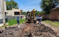 Repara SAPAZ socavón en colonia Linda Vista de Arriba