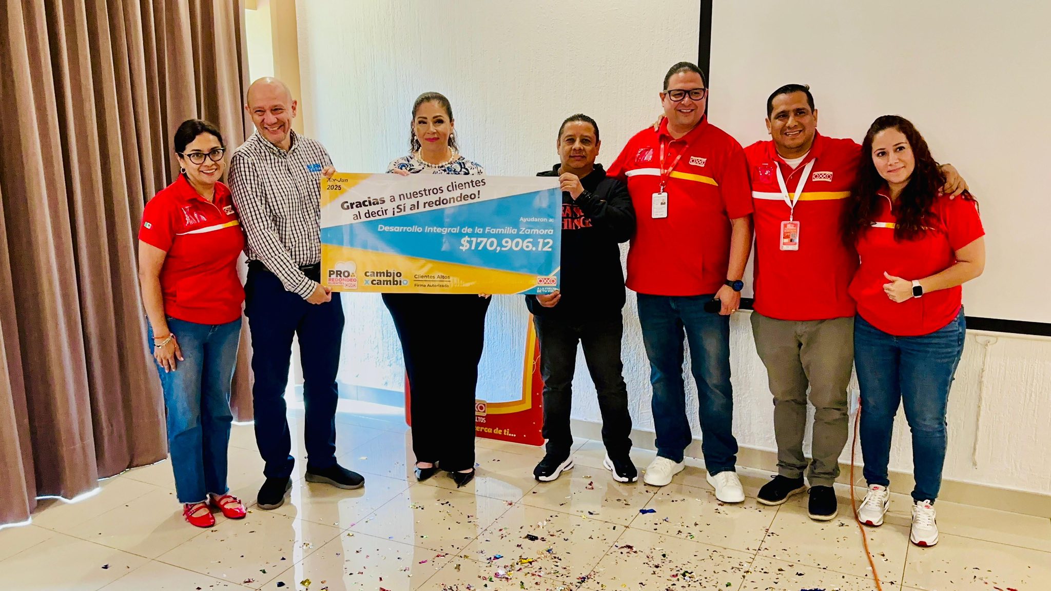 OXXO entrega donativo al DIF Zamora para fortalecer el Cuarto de Estimulación Multisensorial