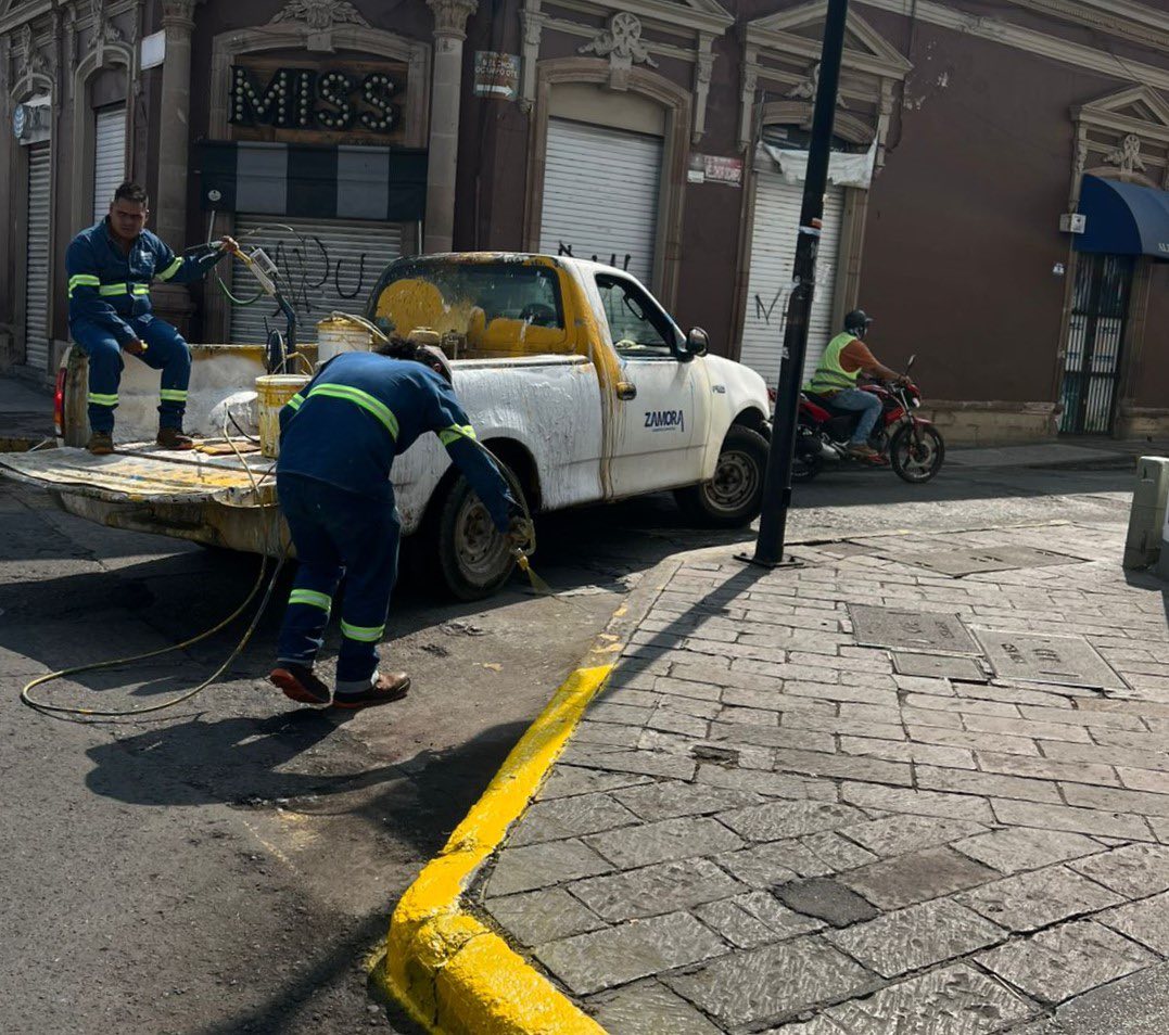 Continúan trabajos de ordenamiento vial en el centro de Zamora