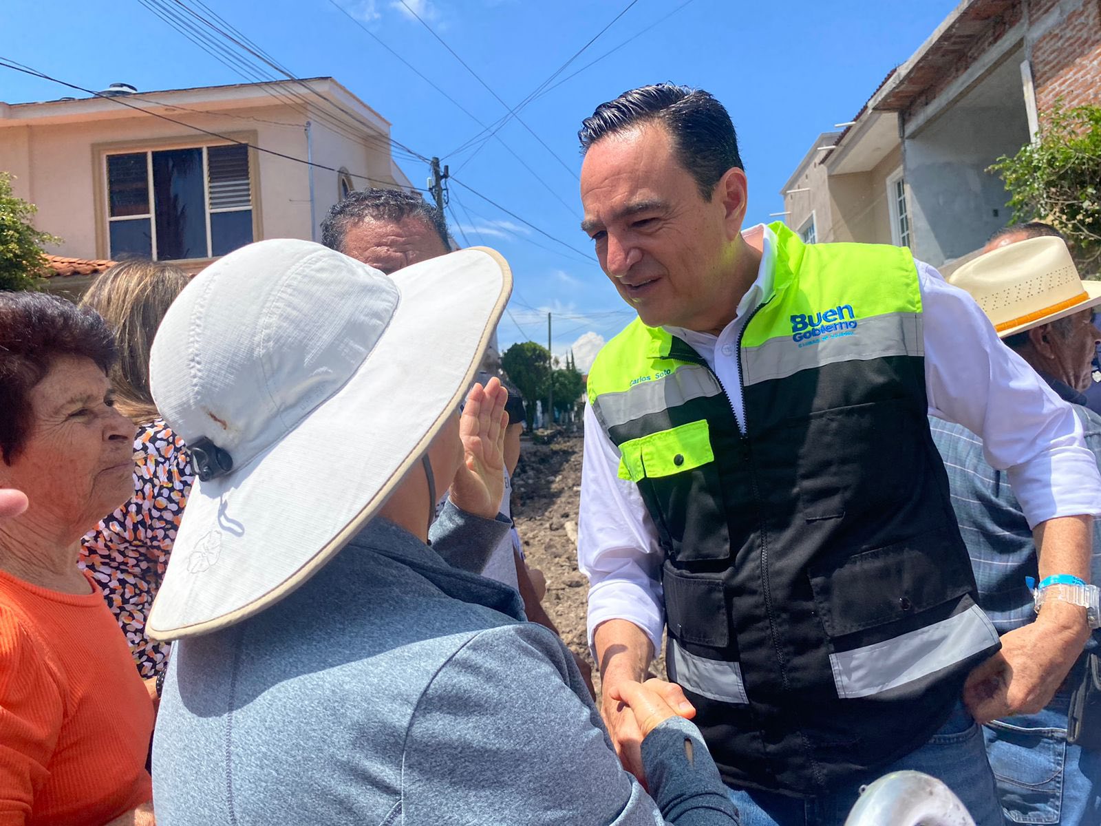 Inician trabajos de mejora integral de calle Amapola en La Rinconada