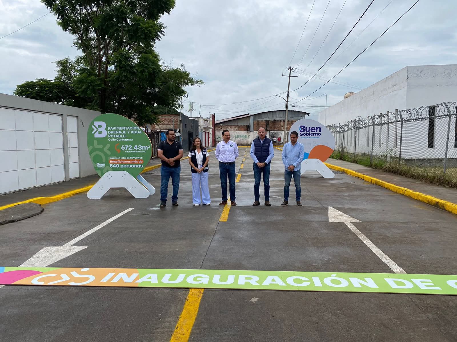 Carlos Soto inaugura calle Cartagena en zona de Ferrocarril; destinan casi 2 mdp a la obra