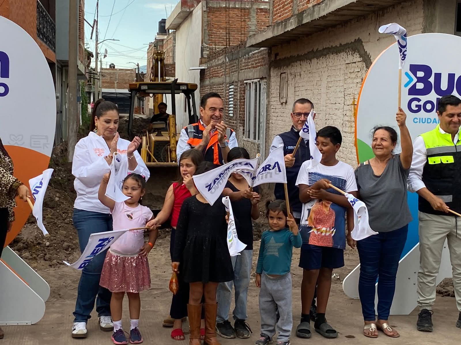 Carlos Soto da arranque a la mejora integral de la calle Higos en El Vergel