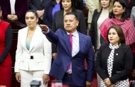Designa 76 Legislatura a Carlos Torres Piña como Fiscal General del Estado