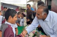 Isidoro Mosqueda encabeza acto de entrega de lentes a niños de la escuela “Ricardo Flores Magón”
