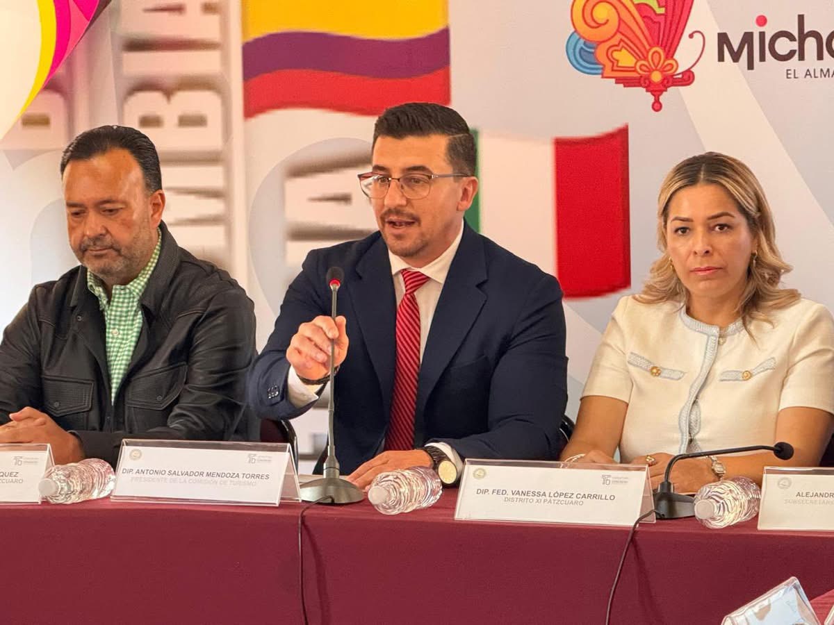 Comisión de Turismo invita al festival del globo “Cantoya Fest Pátzcuaro 2025”