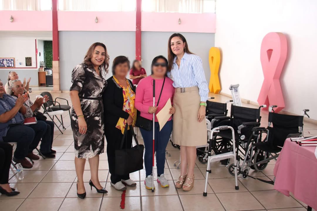 El Sistema DIF Jacona hace entrega de aparatos funcionales a personas que más lo necesitan, reafirmando su compromiso con el bienestar de las familias jaconenses.
