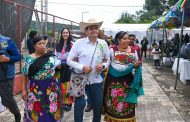 ENCABEZA ARTURO HERNÁNDEZ, PREMIACIÓN DEL TRIGÉSIMO SEGUNDO CONCURSO ARTESANAL DE ALFARERÍA 2025.