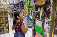Papelerías inician camino de apertura a clases con alza en precios y bajas ventas