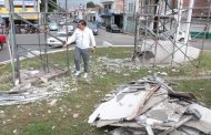 Retiran estructura metálica de la Glorieta del Ferrocarril por riesgo de colapso