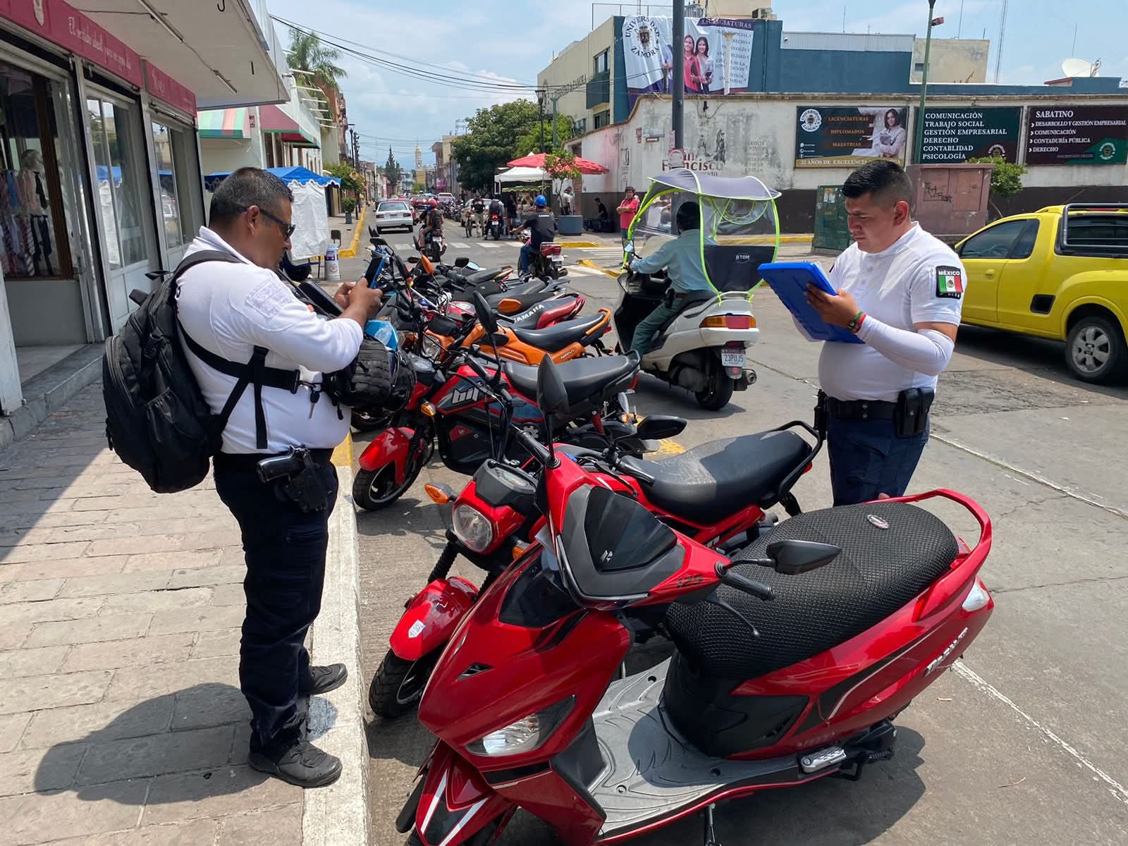 Elementos de tránsito municipal ya no quitaran placas de autos o motos