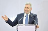 Michoacán es el estado que más avanzó en rezago educativo: Bedolla
