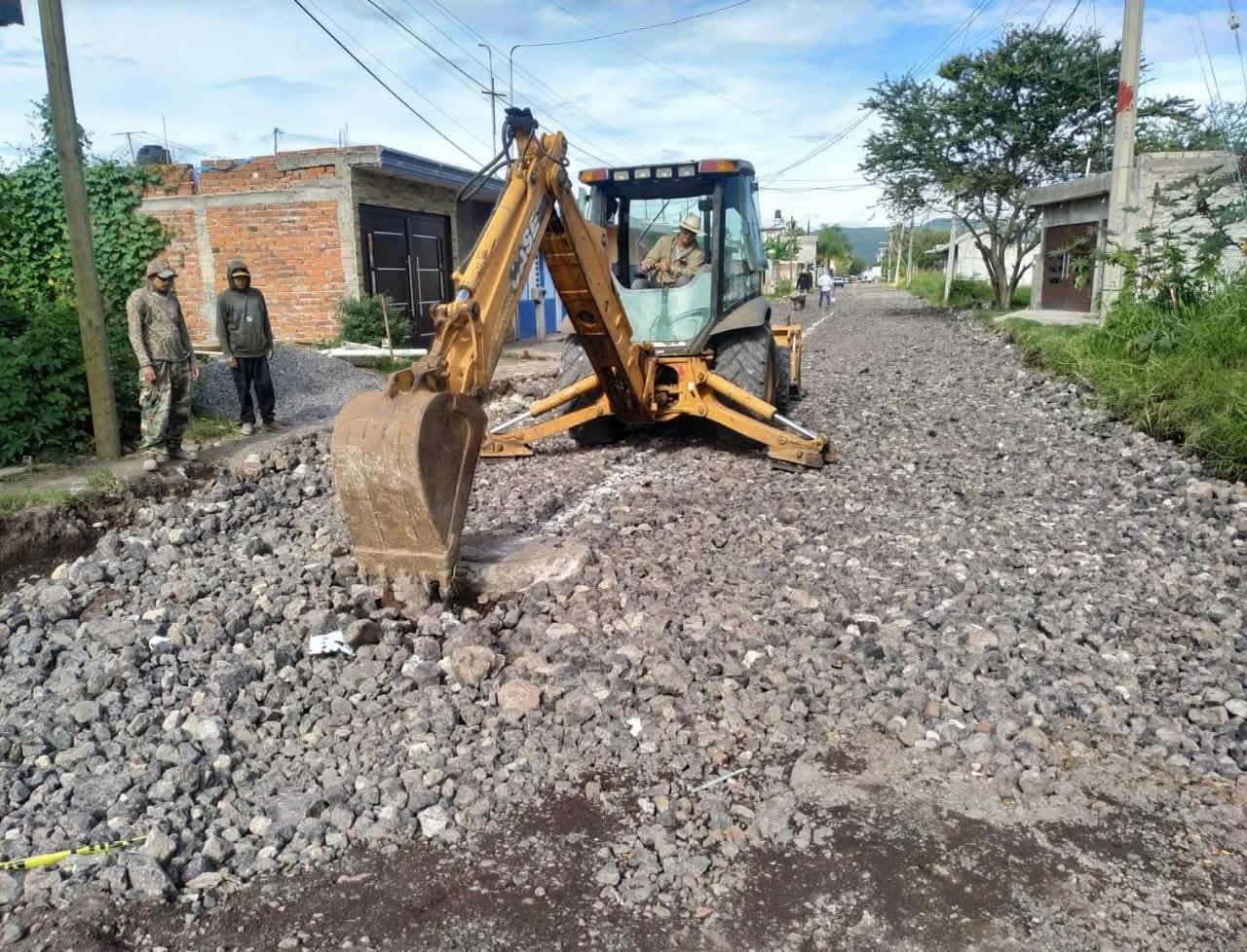 Gobierno local realiza mejoramiento integral de la calle Cerro de La Beatilla, en Valle Dorado