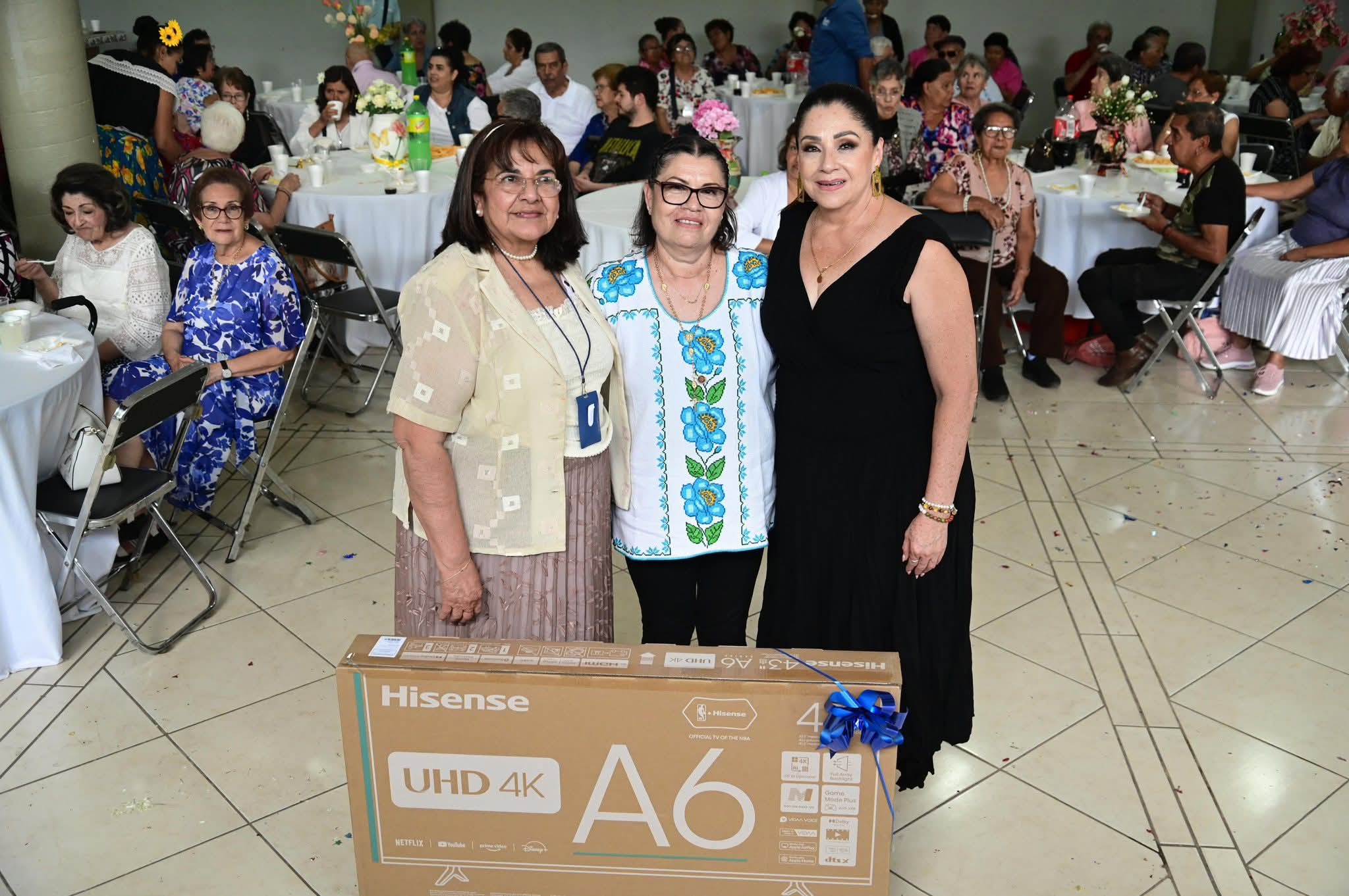 DIF Zamora festeja a los adultos mayores con emotiva celebración