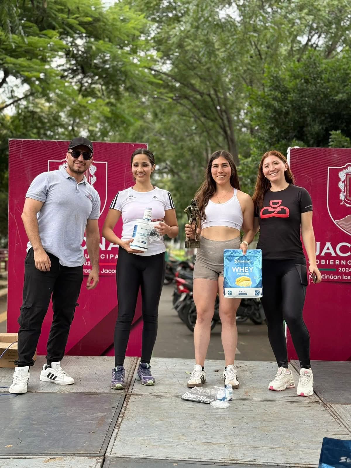 Exitosa la competencia de la Mujer y Hombre más fuerte de Jacona