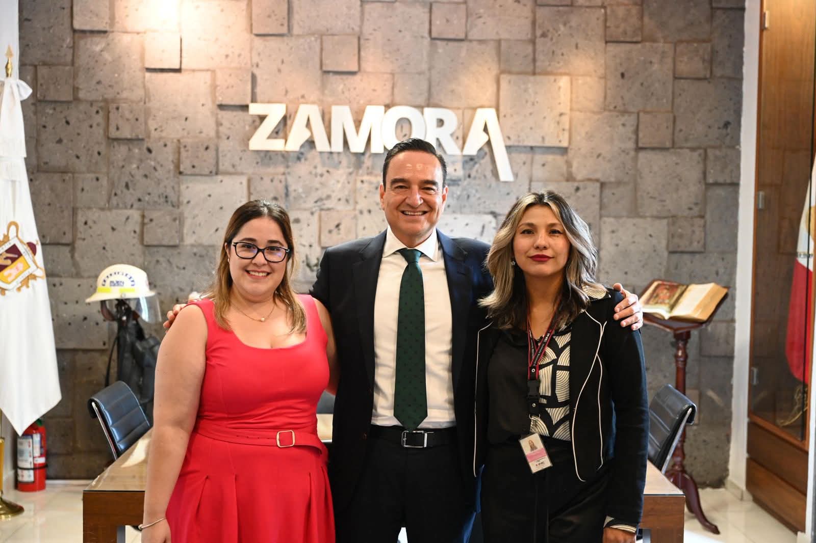 Carlos Soto conoció resultados de la Consulta Infantil y Juvenil 2024