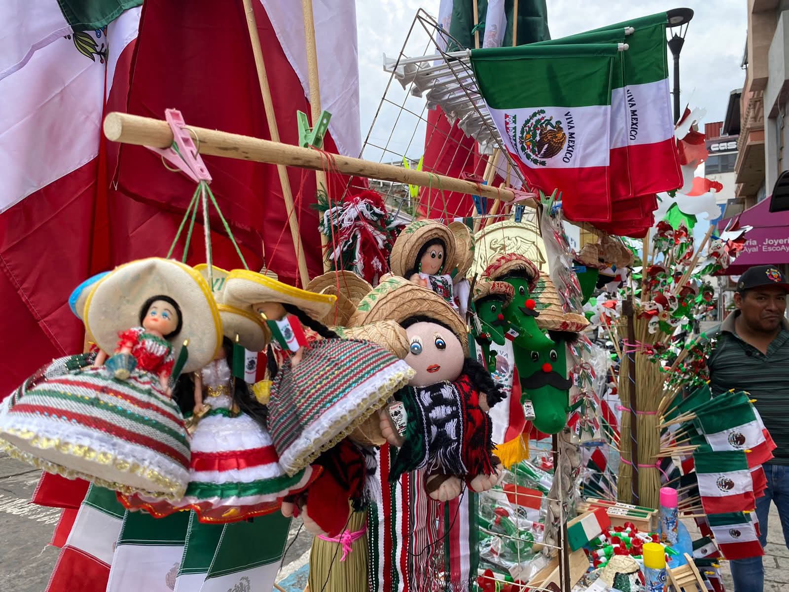 Zamoranos se alistan para inicio de fiestas patrias