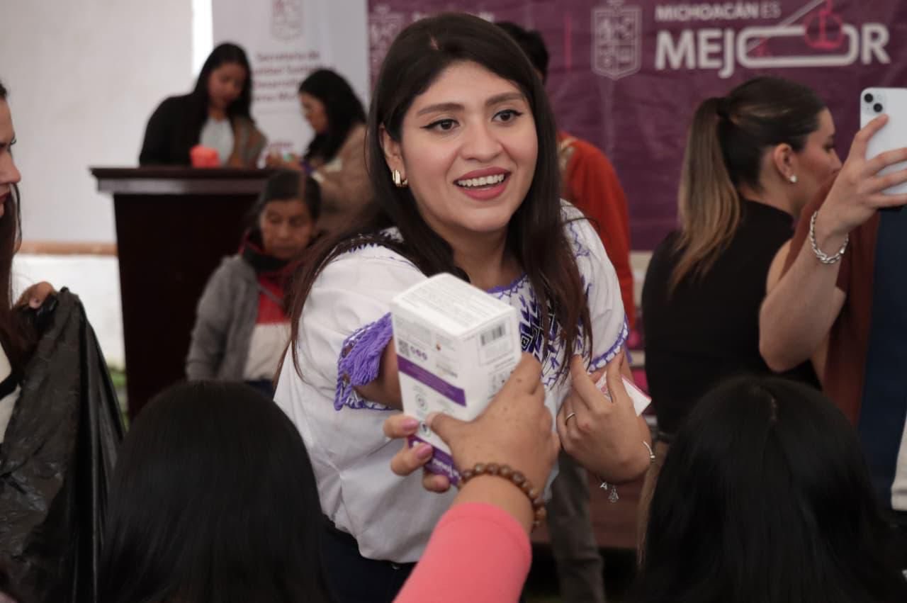 Dignidad menstrual llega a más de mil 500 michoacanas con la caravana Jalo x las Mujeres