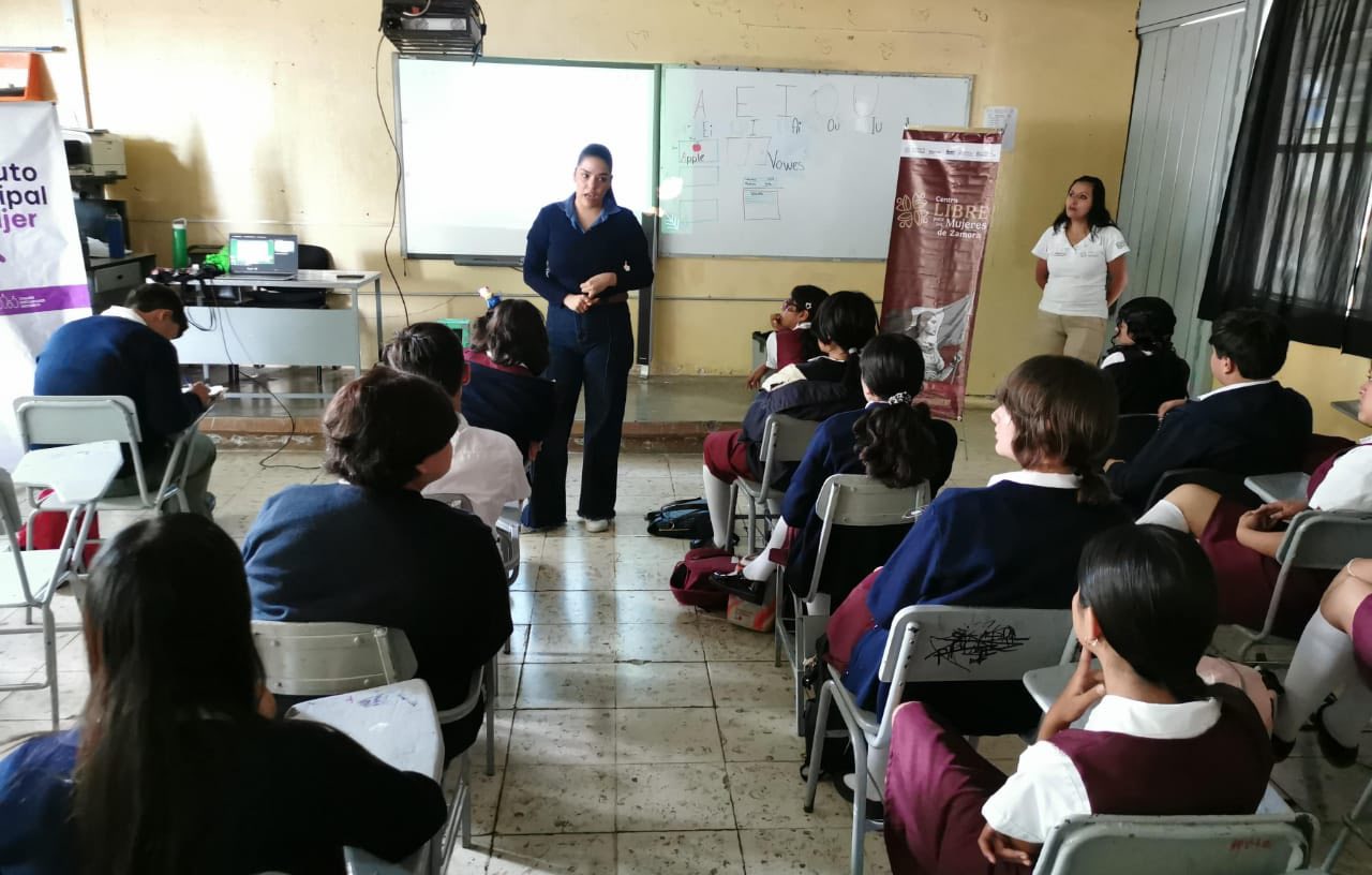 Impartieron charla sobre prevención del embarazo en adolescentes