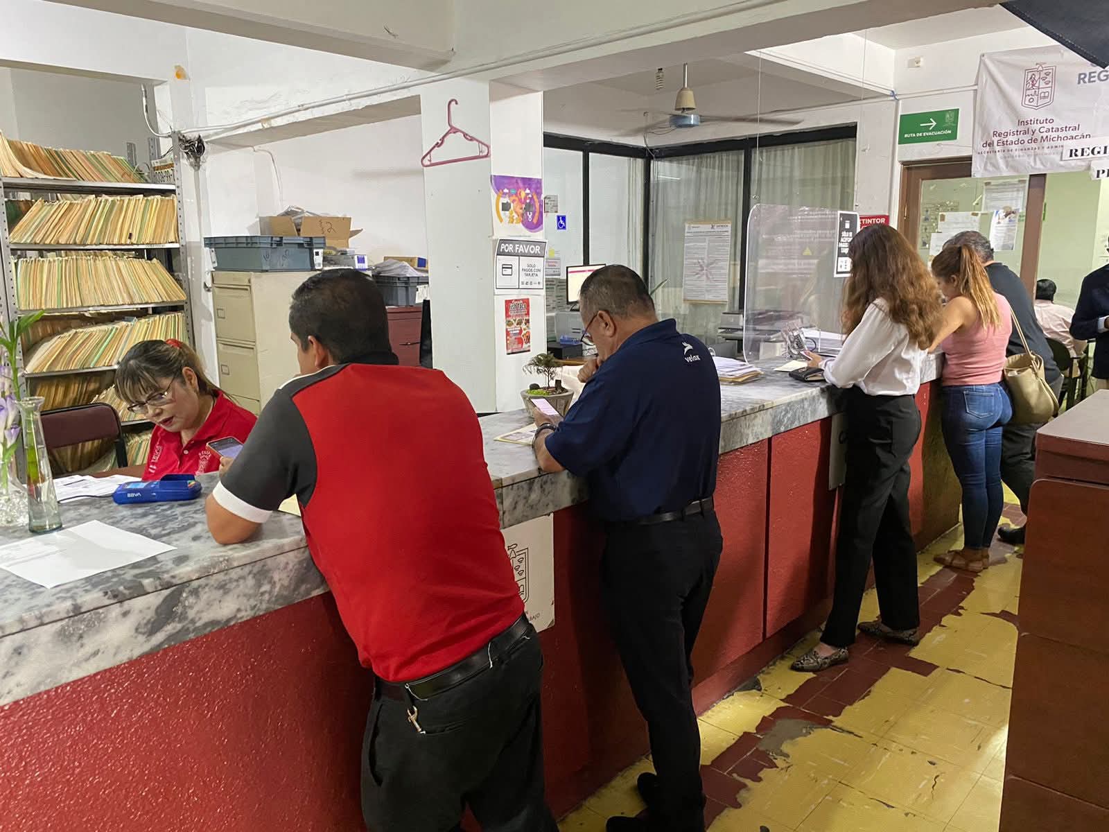 Ingreso a clases merma ingresos y tramites en Administración de Rentas