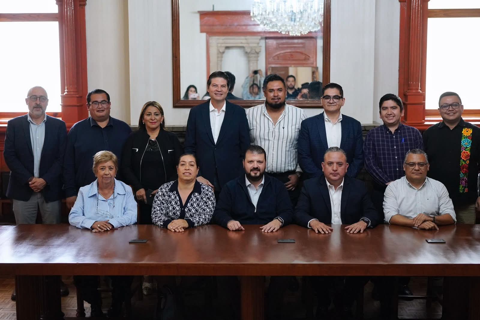 Raúl Zepeda consolida diálogo plural con alcaldes del PAN