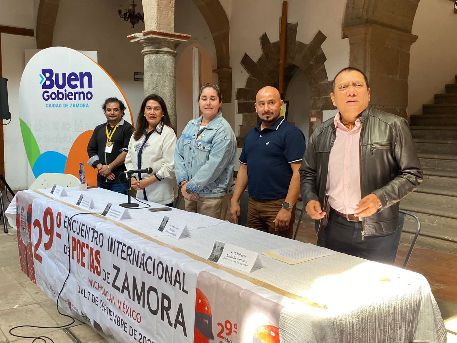 Inauguran edición 29 del Encuentro Internacional de Poetas