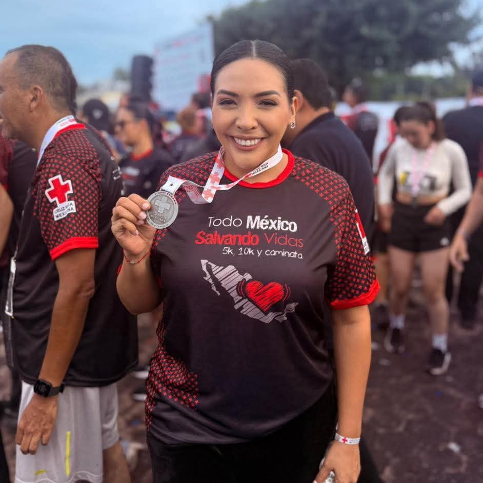 Adriana Campos Huirache se suma a la carrera “Todo México Salvando Vidas” en Zamora