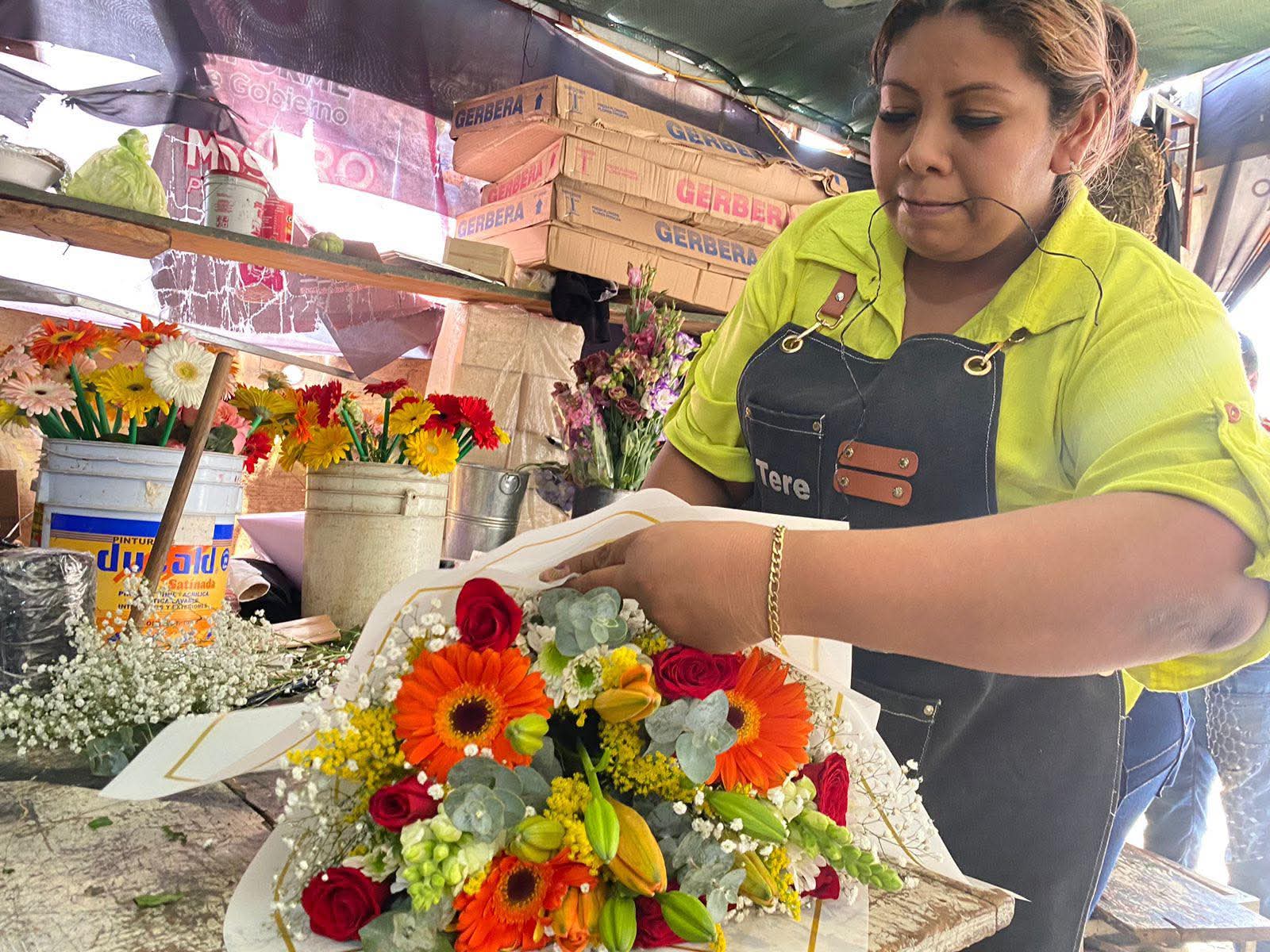 Cae la actividad en sector florista con regreso a clases