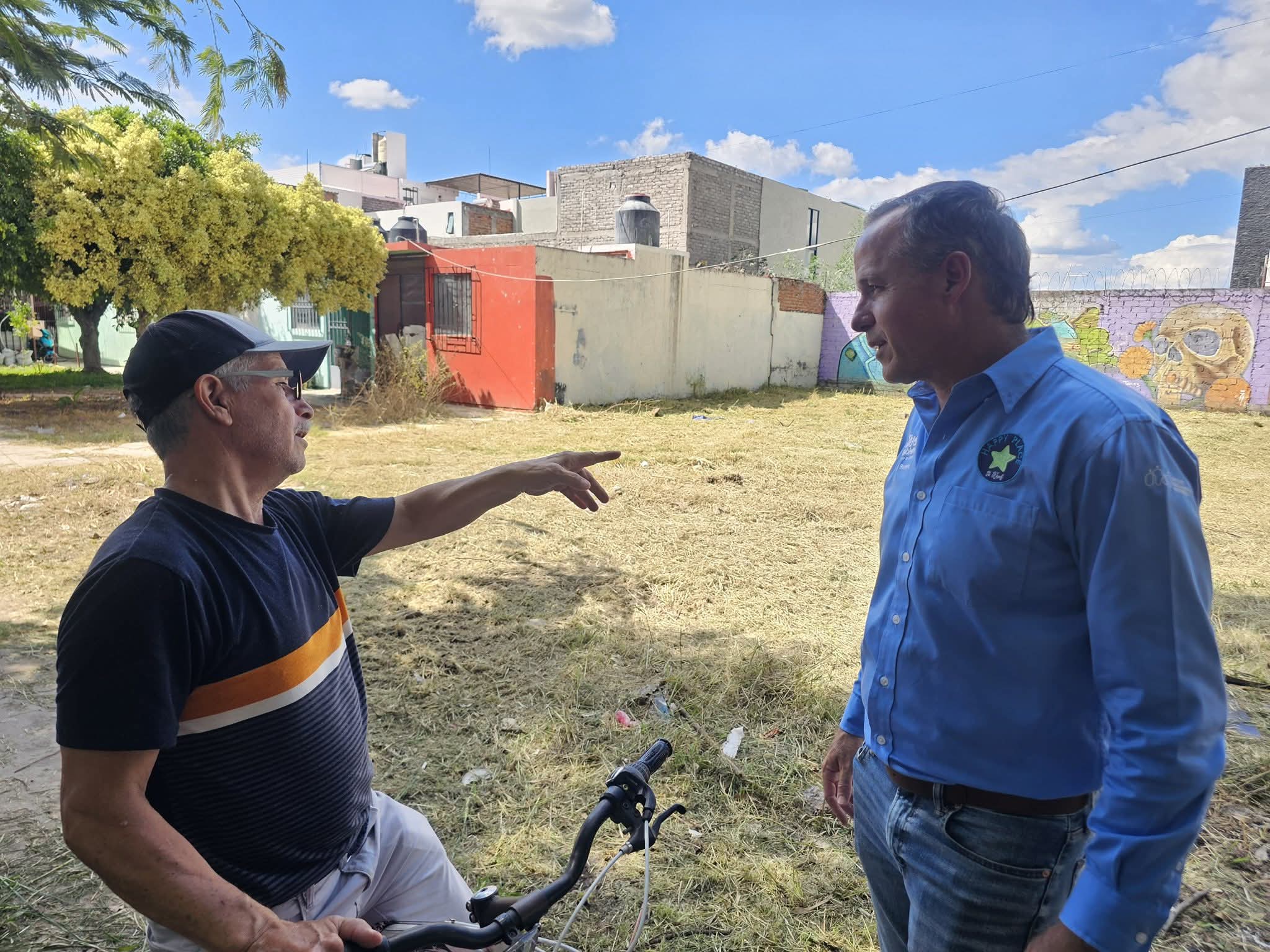 SAPAZ realiza trabajos de limpieza y mantenimiento en Progreso Nacional