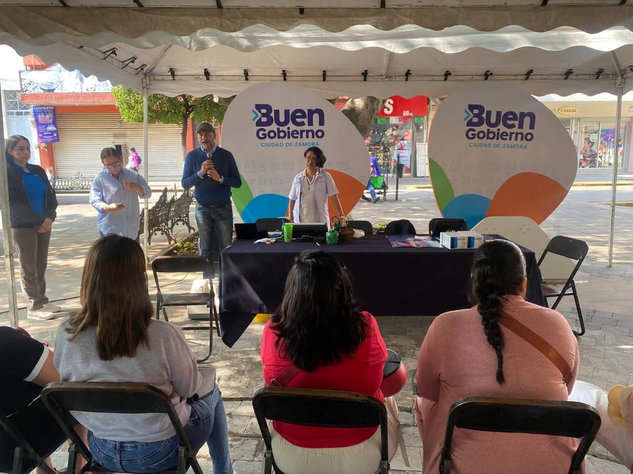 Inicio la campaña de densitometrías óseas y promoción de tarjetas Mujeres Orgullo