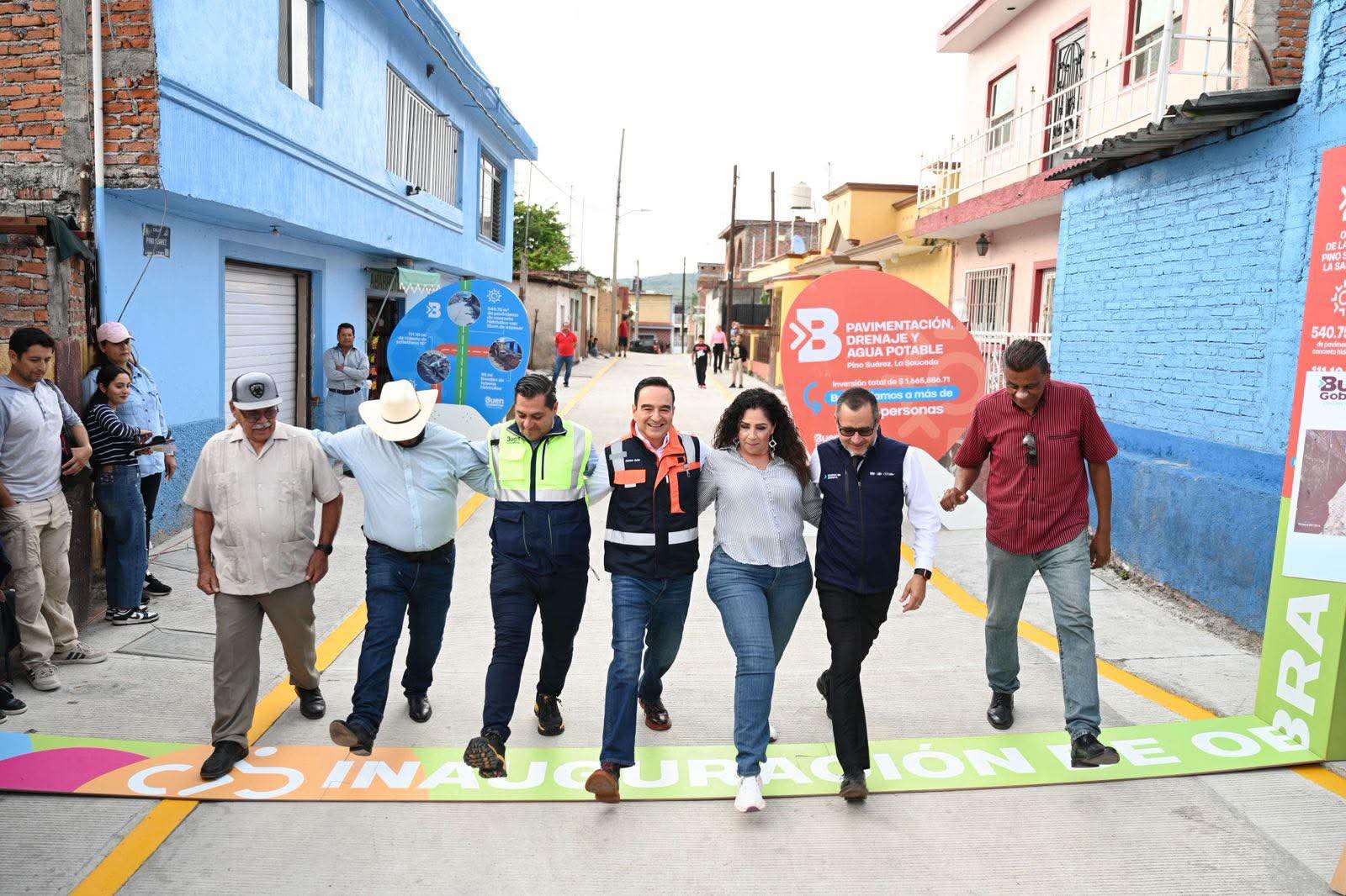 Inauguran calle Pino Suárez en La Sauceda, destinaron más de 1.6 mdp a la obra
