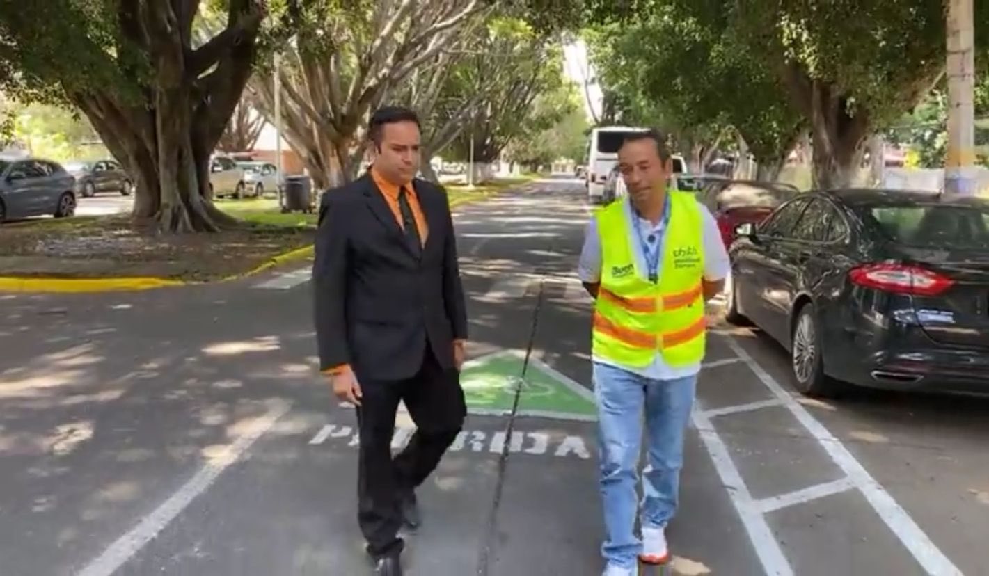 Intervienen calle de Paseo de los Laureles en La Nueva Luneta