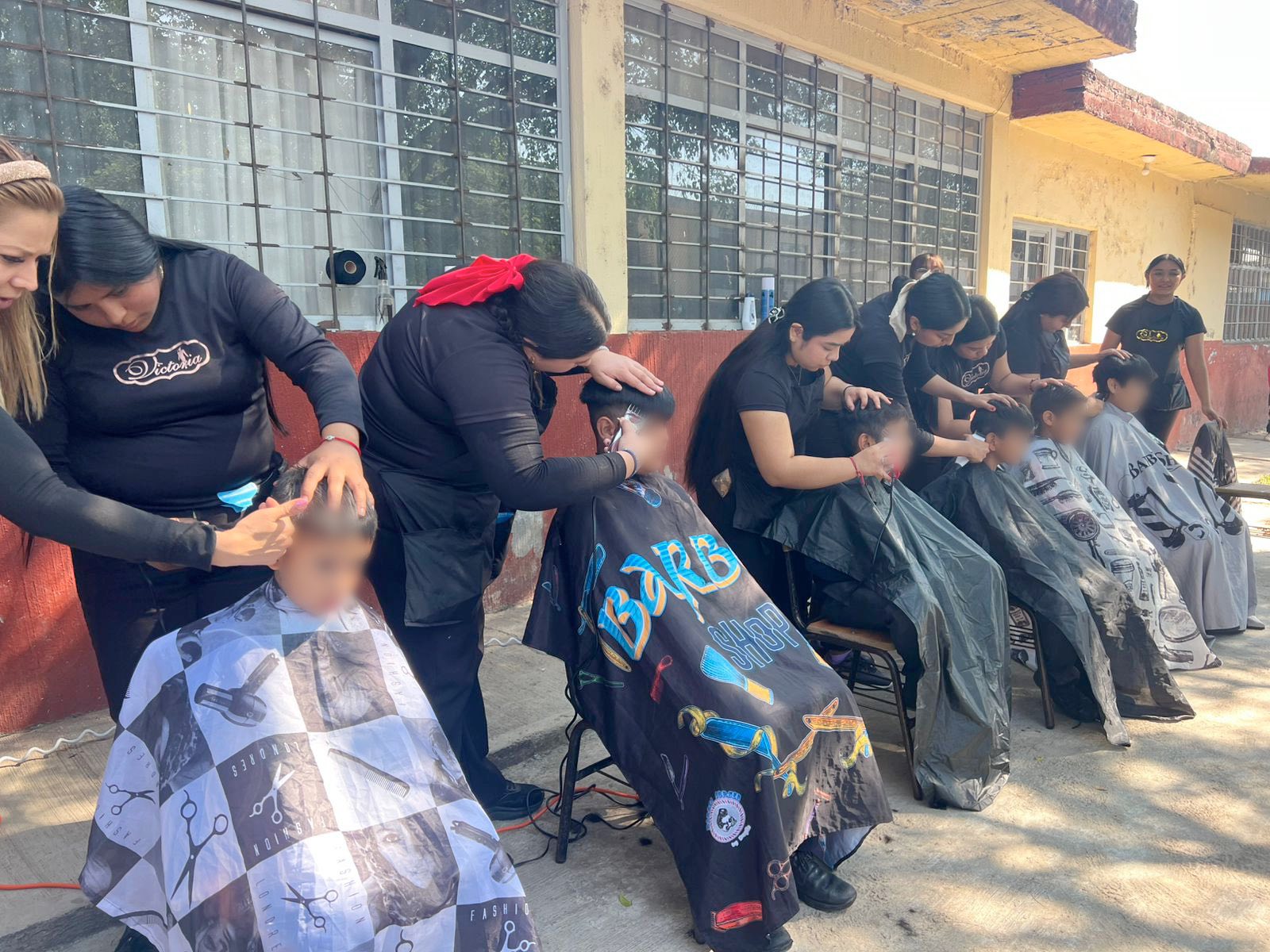 DIF Zamora acerca servicios gratuitos a niñas y niños de la Primaria Reforma