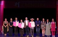 Reconoce Bedolla a artistas ganadores del Premio Eréndira 2025