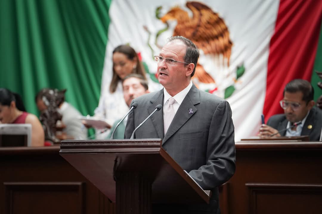 David Martínez Gowman presentó iniciativa