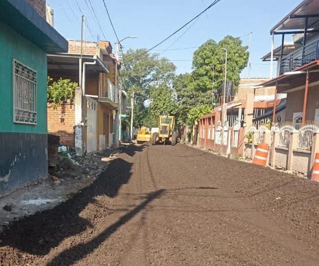 Avanza 70 por ciento el mejoramiento de la calle Vicente Guerrero en Romero de Guzmán