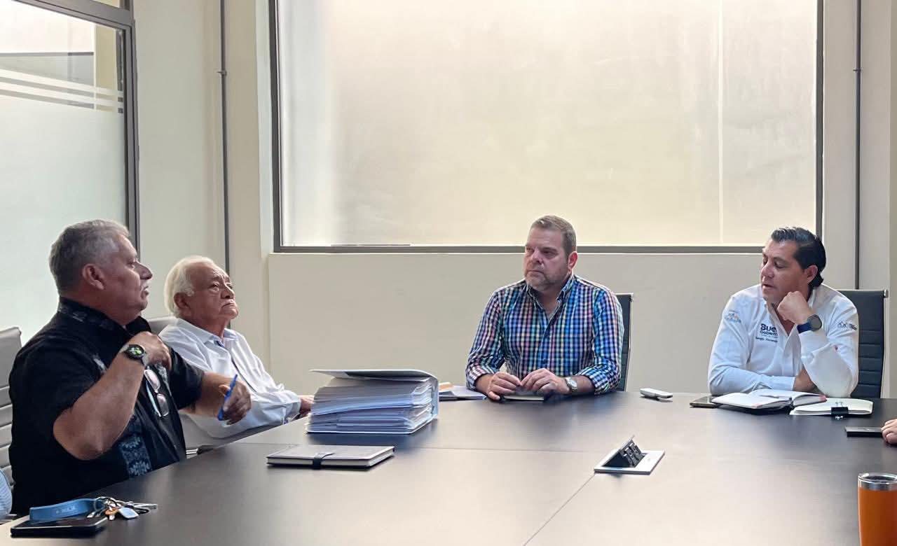 Ayuntamiento recibe proyecto técnico de la vialidad Camino a Los Espinos – Puente de Tubos