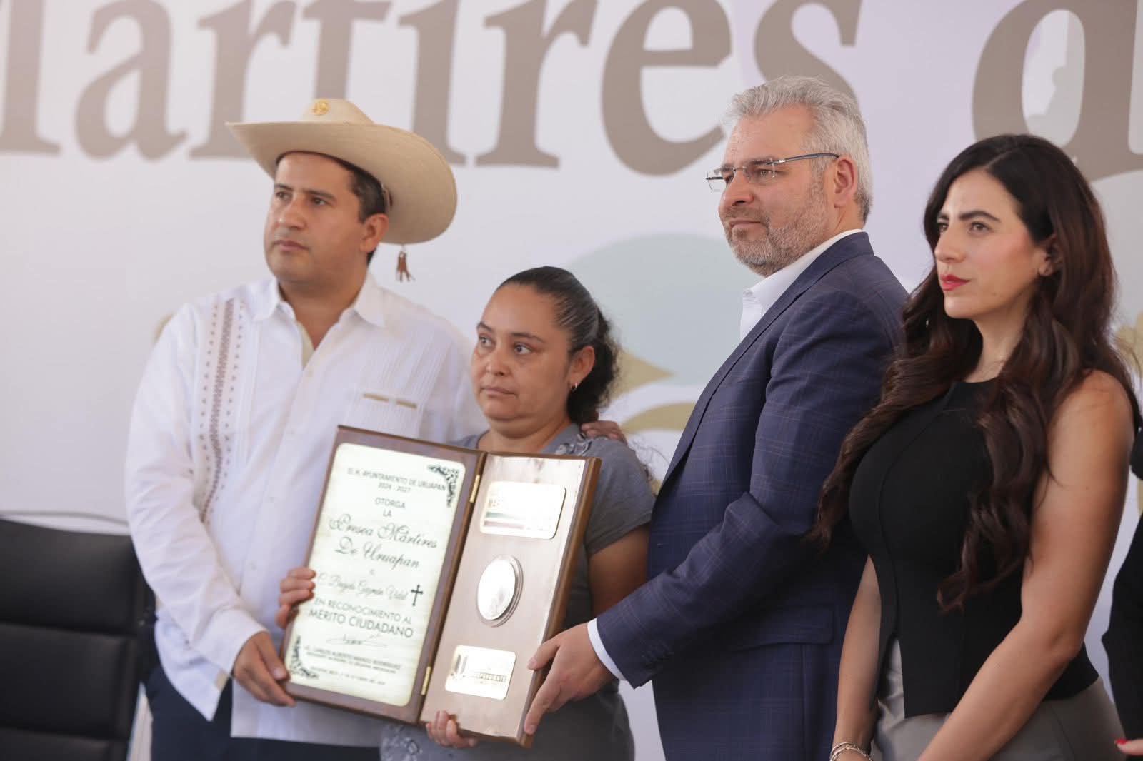 Honra Bedolla memoria de los Mártires de Uruapan a 160 años de su muerte