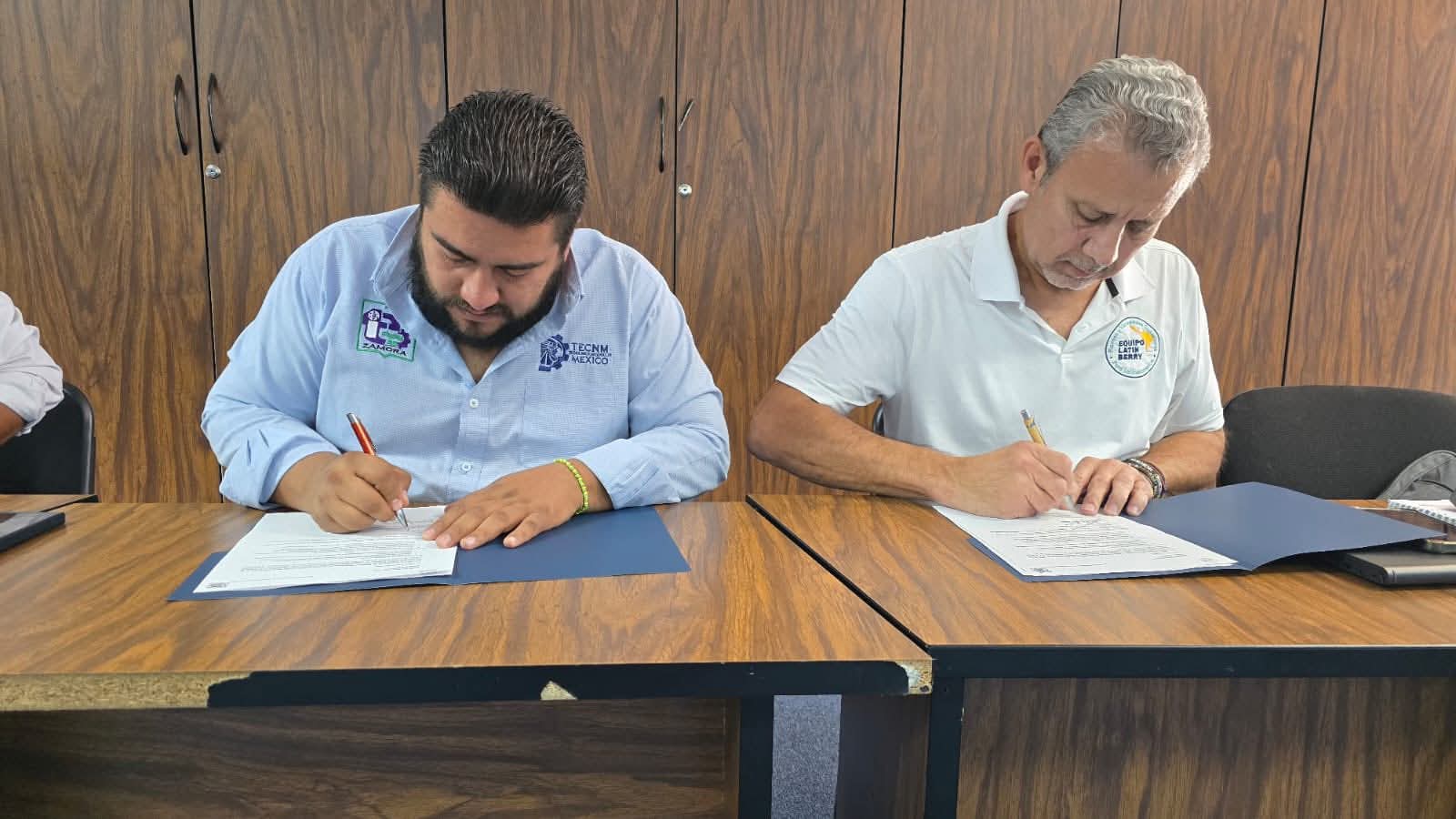 Encabeza el Tecnológico de Zamora proyecto de innovación para evaluación genética de fresas, arándanos, frambuesas y zarzamoras