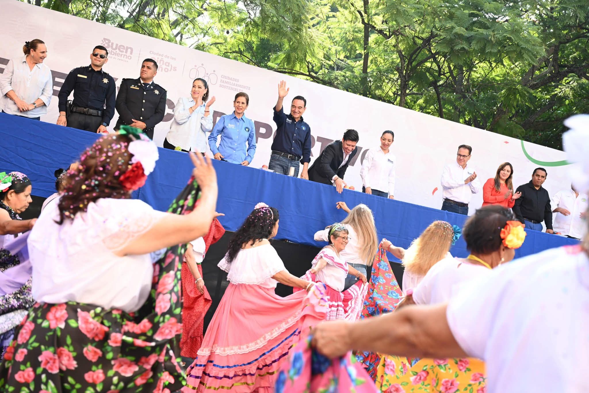 Conmemoraron el CXV Aniversario del inicio de la Revolución Mexicana