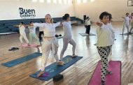 DIF Zamora fomenta la unión familiar con clase de yoga “Uniendo Generaciones