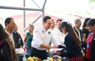 Entregan tenis a 850 alumnos de la escuela secundaria técnica 132