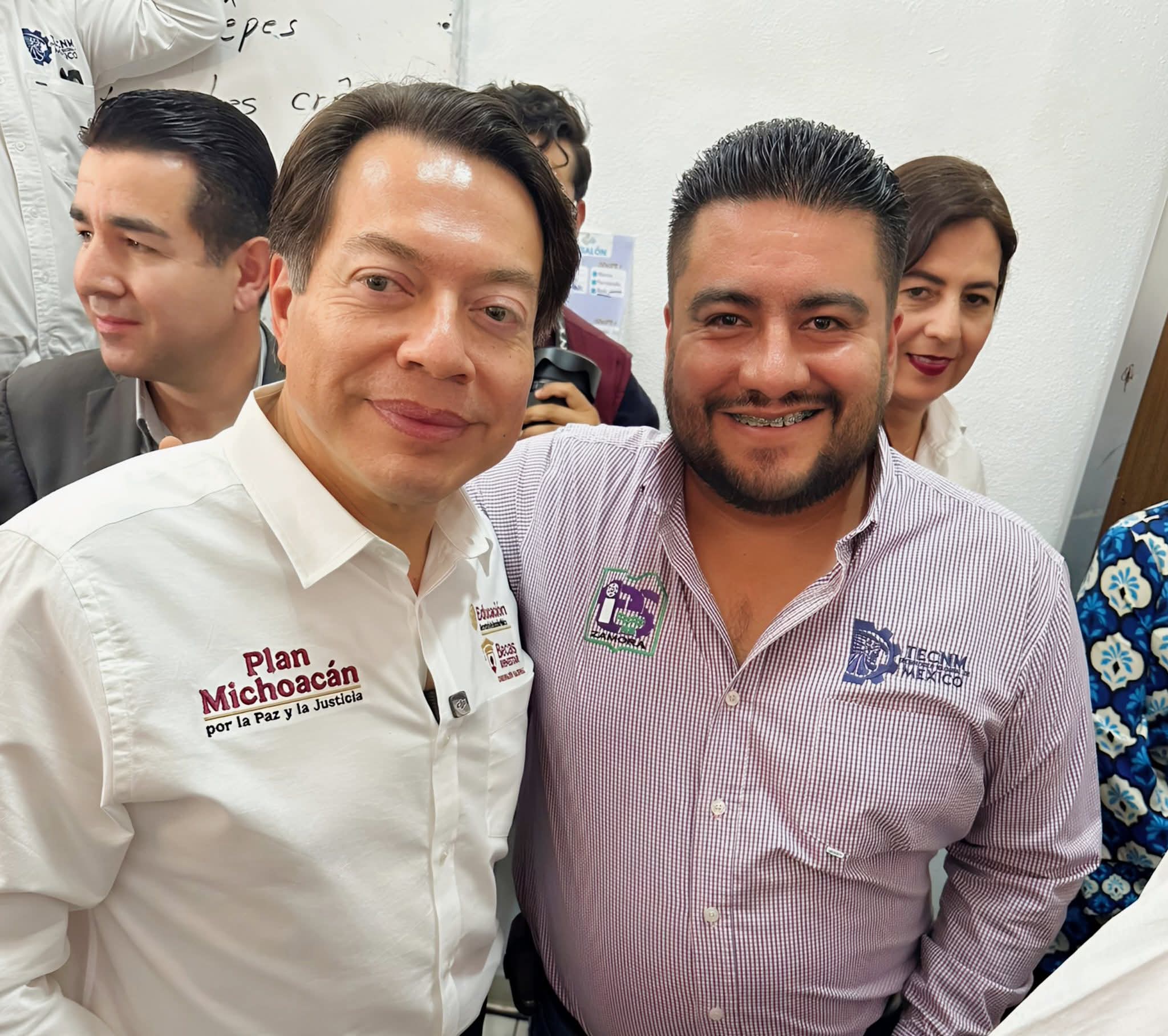 Karlo Samaguey asiste a la Primera Asamblea Informativa de la Beca Universal Gertrudis Bocanegra en Morelia