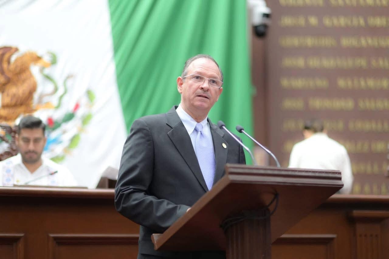 David Martínez Gowman presentó iniciativa que busca regularizar inmuebles sin antecedentes de registro