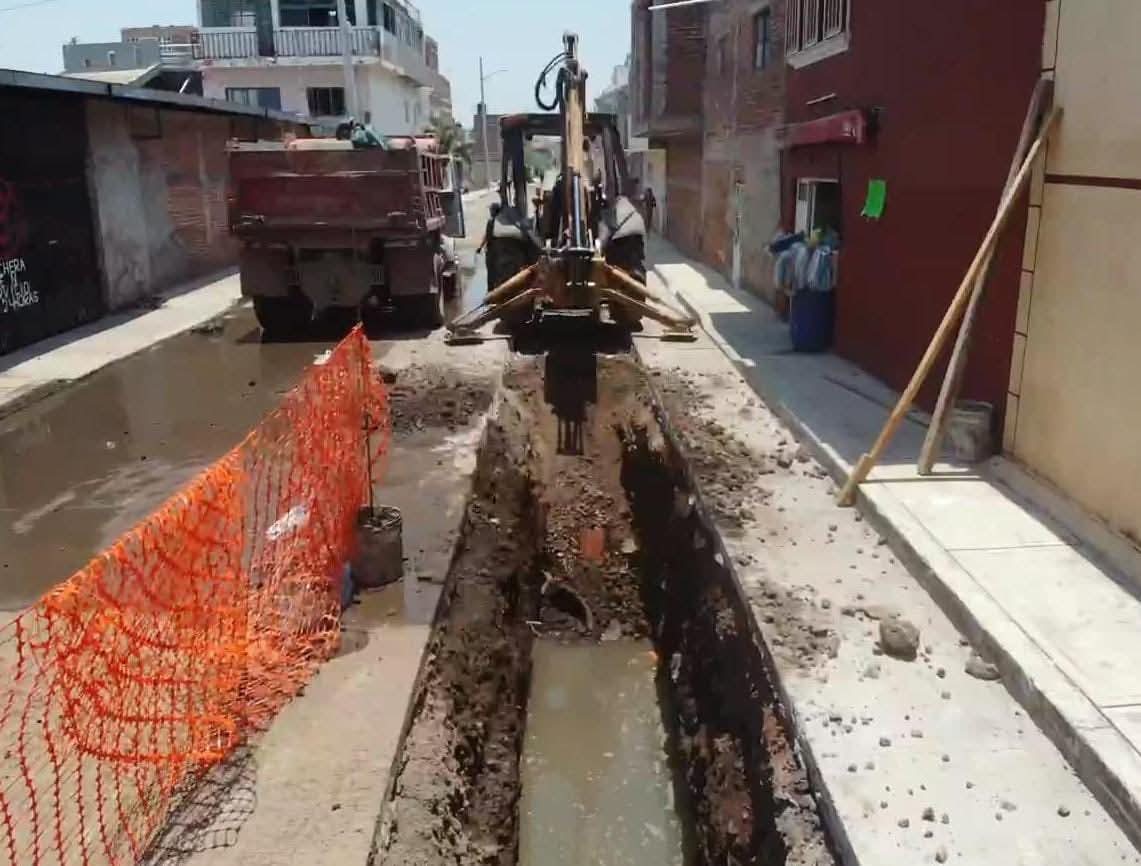 Concluyen sustitución de red de drenaje sanitario en la calle Níquel