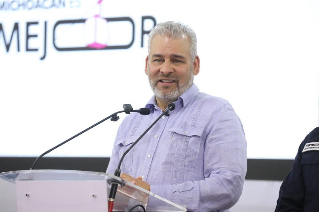 Bedolla firmará decreto para eliminar multas de tránsito y priorizar seguridad vial