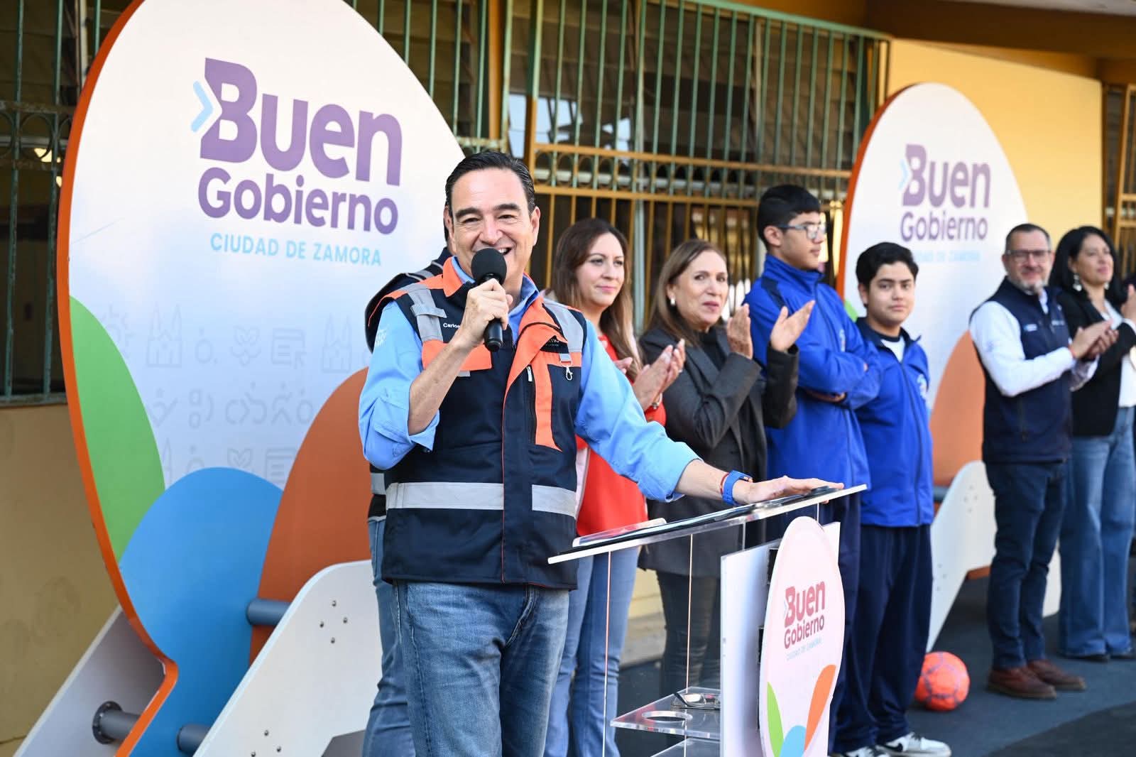Carlos Soto Inauguró espacio lúdico-deportivo en el CAM “Alfonso García Robles